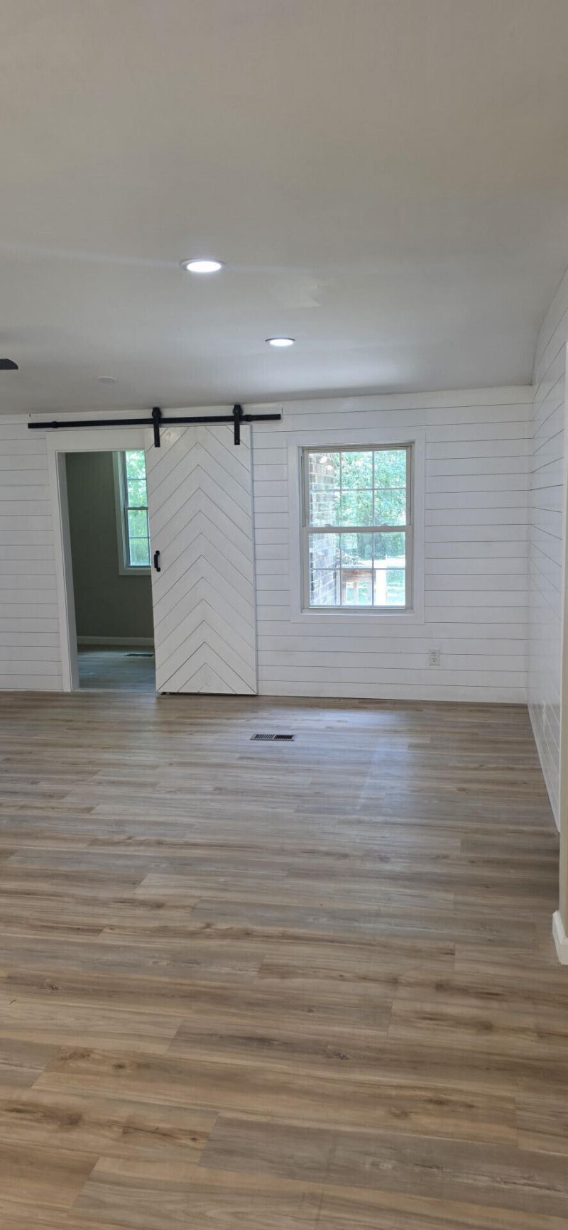 202 Muskie Drive Photo 6