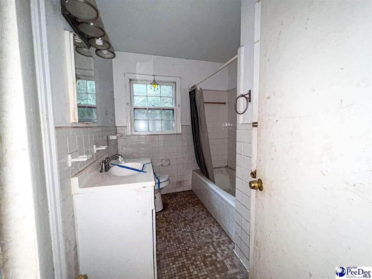 12 Bayswater Rd Photo 23