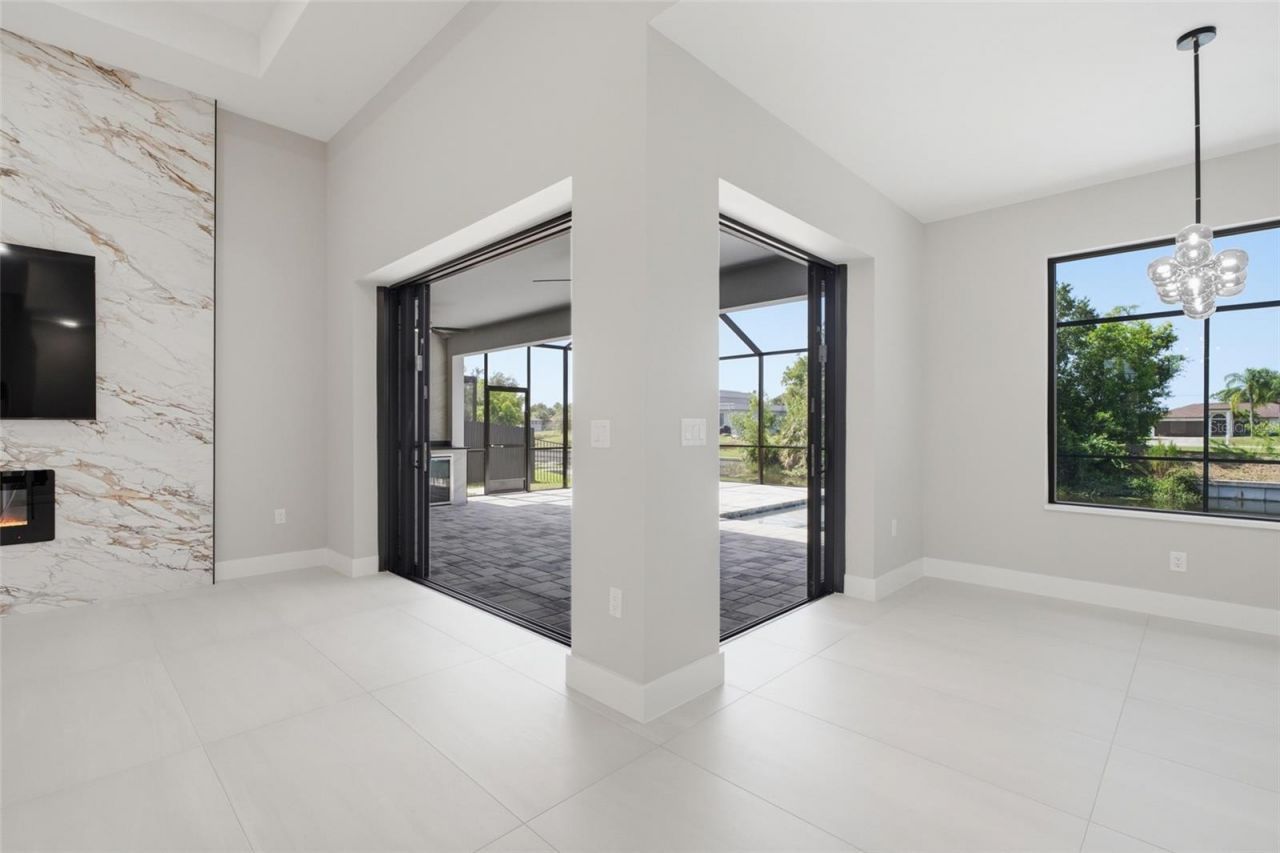 2306 SW 16th Terrace, Cape Coral, FL 33991 Photo