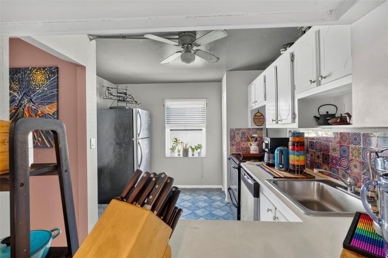 6960 20th Avenue N, Unit 105, Saint Petersburg, FL 33710 Photo