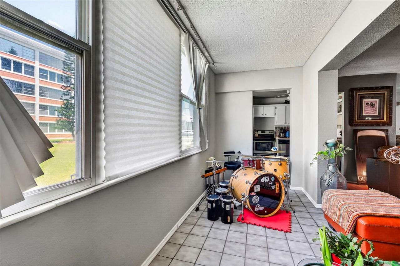 6960 20th Avenue N, Unit 105, Saint Petersburg, FL 33710 Photo