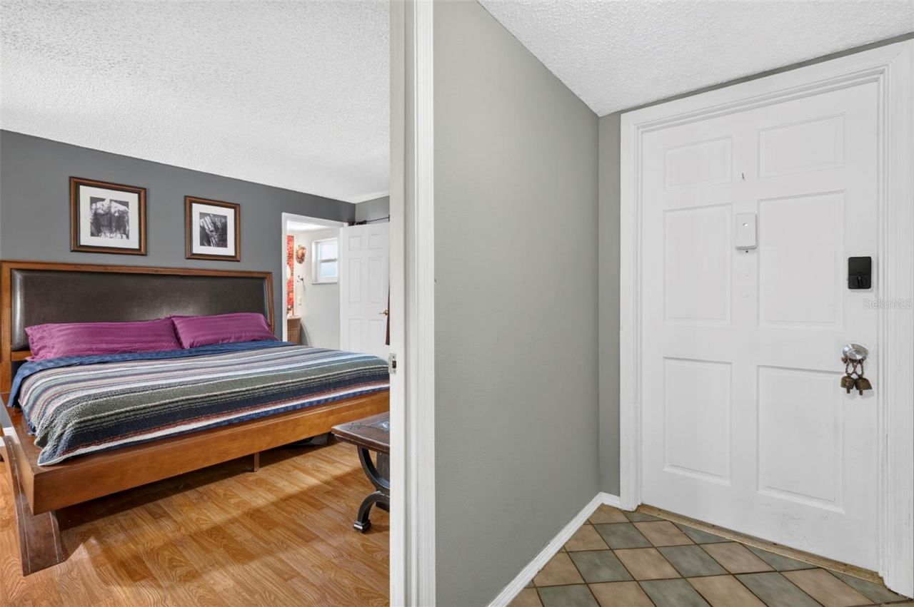 6960 20th Avenue N, Unit 105, Saint Petersburg, FL 33710 Photo