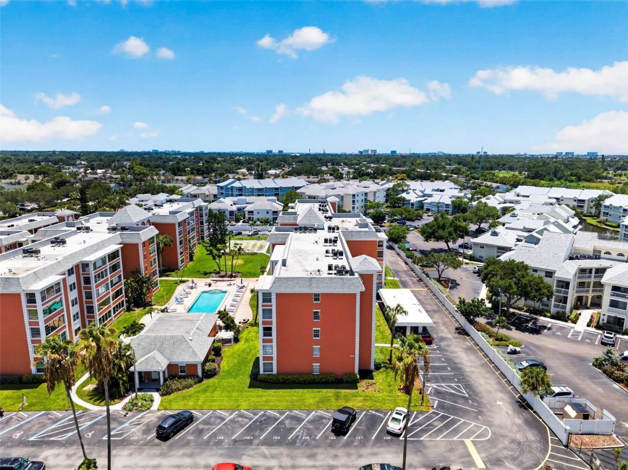 6960 20th Avenue N, Unit 105, Saint Petersburg, FL 33710 Photo