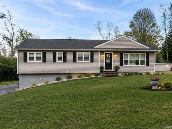 1462 New York Route 17A , Warwick, NY 10990