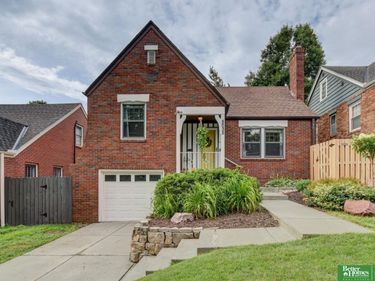5035 Charles Street, Omaha, NE 68132