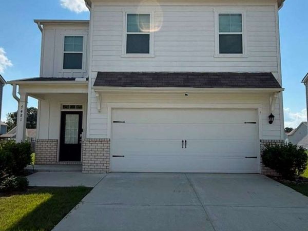7481 Hawk Tail Way, Fairburn, GA 30213