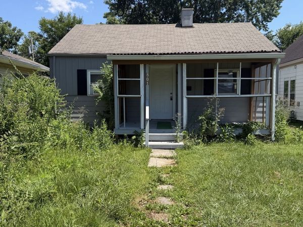 801 N Grant Avenue , Indianapolis, IN 46201