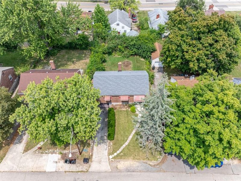333 Castlewood Avenue, Harrison Township, OH 45405 Photo 4