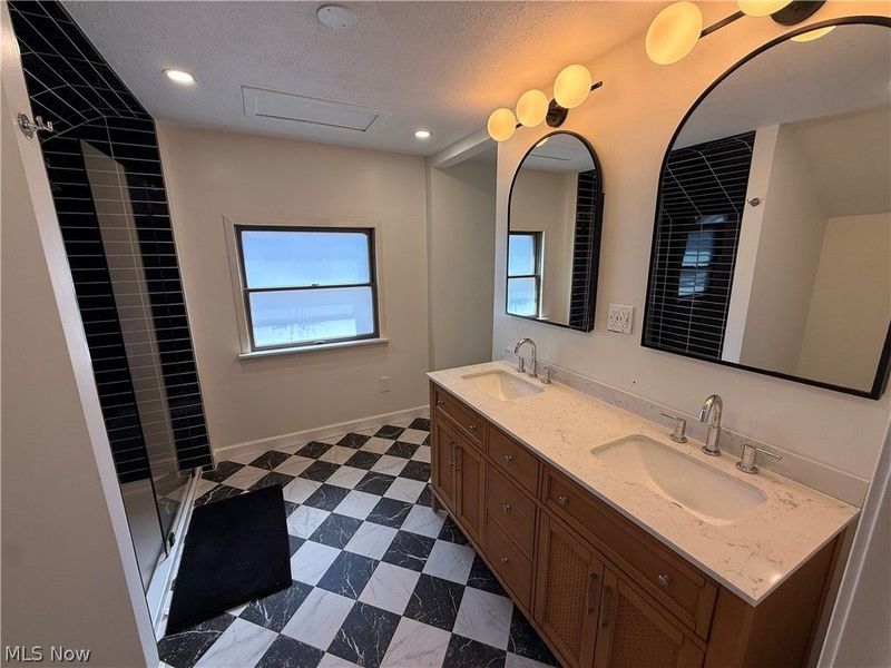 3558 W 146th Street, Cleveland, OH 44111 Photo 20