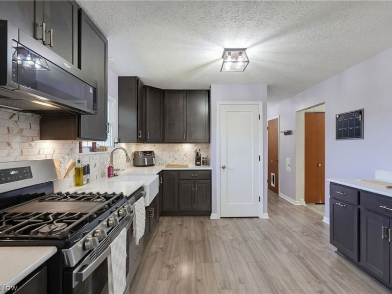 707 Twin Oaks Boulevard, Medina, OH 44256 Photo 18