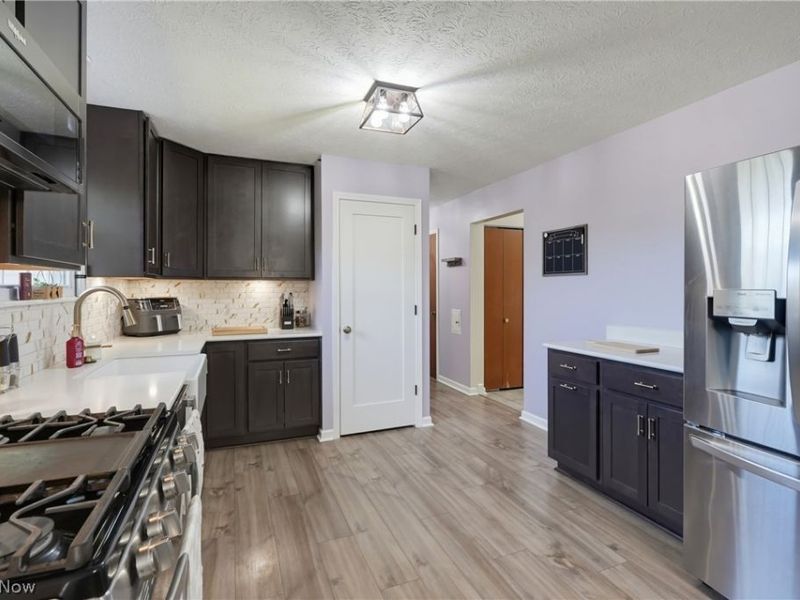 707 Twin Oaks Boulevard, Medina, OH 44256 Photo 5