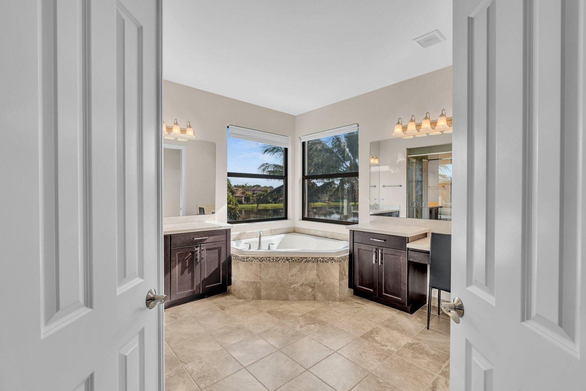 8527 Lewis River Road, Delray Beach, FL 33446 Photo