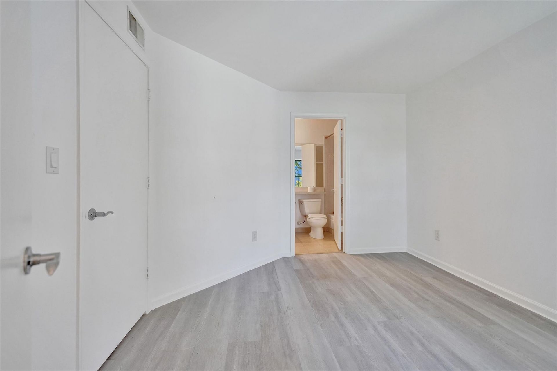 1050 Crystal Way, Unit N, Delray Beach, FL 33444 Photo
