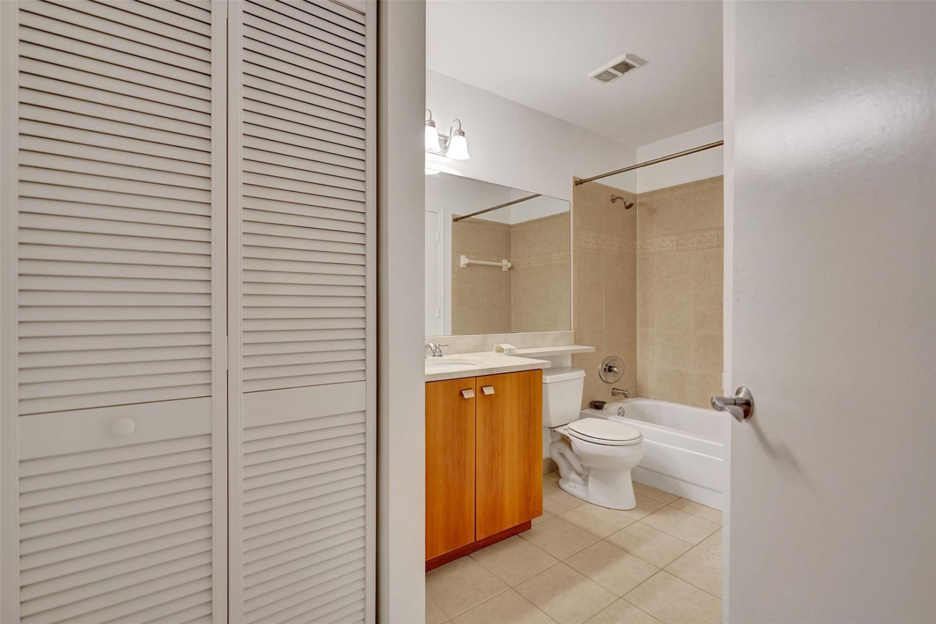 1050 Crystal Way, Unit N, Delray Beach, FL 33444 Photo
