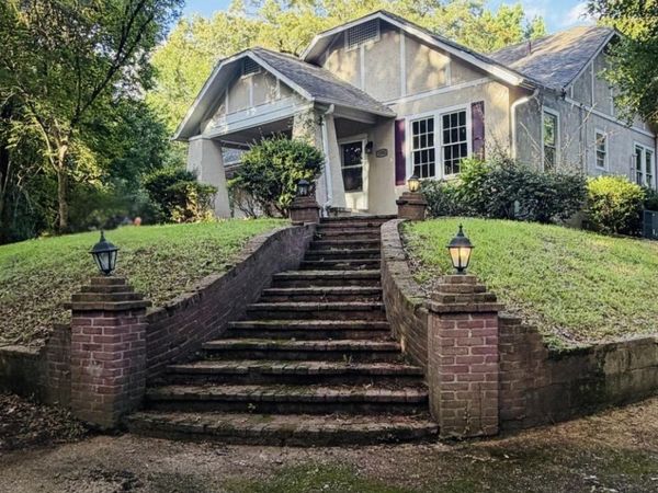 1502 7th St., Columbus, MS 39701