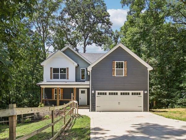 2320 Bearden Rd , Clarksville, TN 37043
