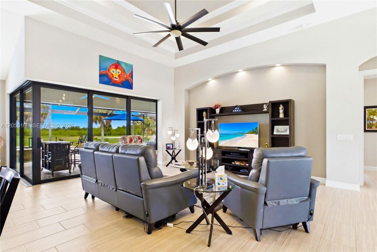 11795 Royal Tee Cir, Cape Coral, FL 33991 Photo