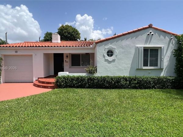 229 Cadima Ave, Unit 229, Coral Gables, FL 33134