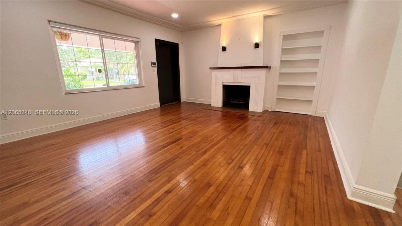 229 Cadima Ave, Unit 229, Coral Gables, FL 33134 Photo