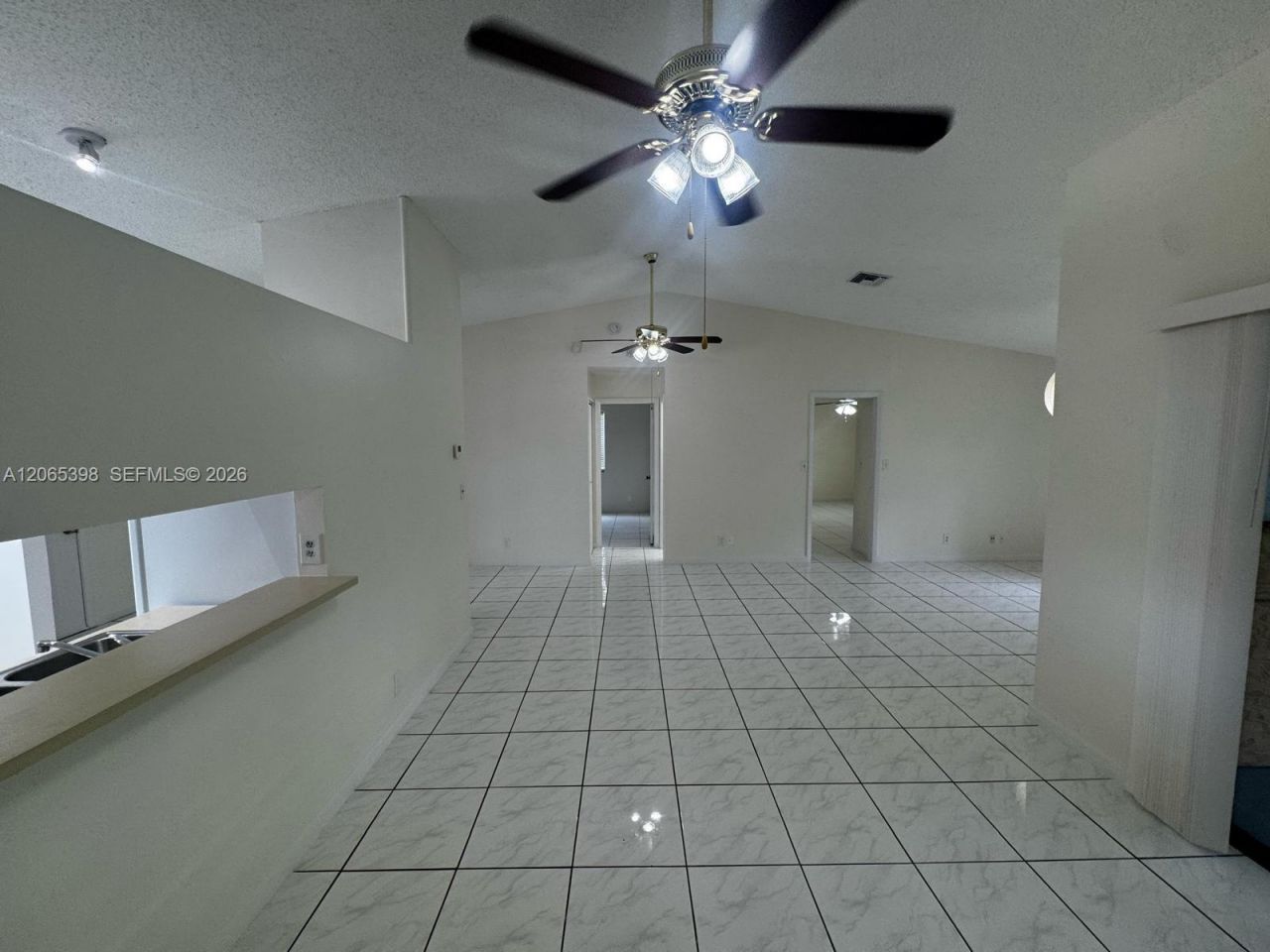 8848 NW 76th Ct, Tamarac, FL 33321 Photo