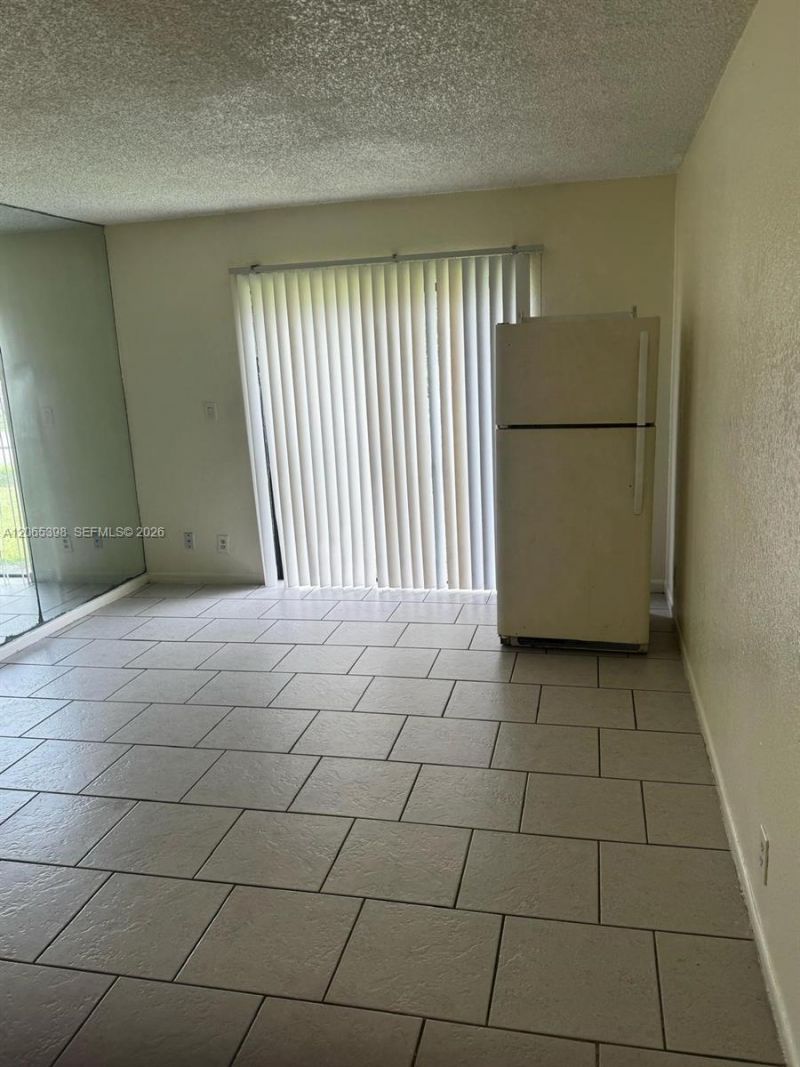 8848 NW 76th Ct, Tamarac, FL 33321 Photo