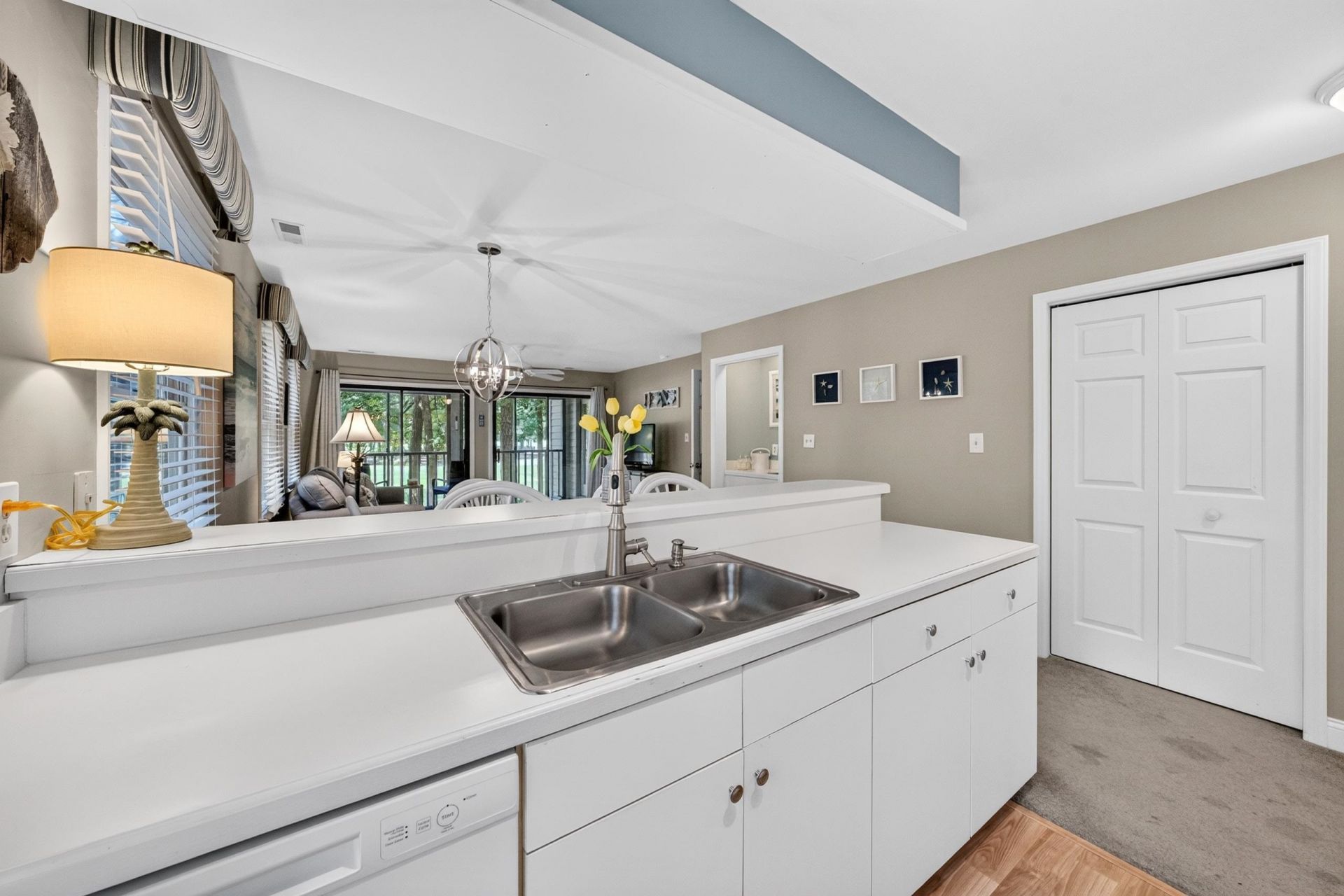 75 Weehawka Way  Photo 6