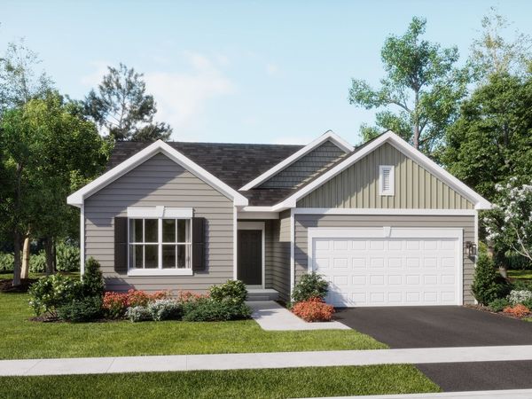 304 Buchanan Drive , Waterman, IL 60556
