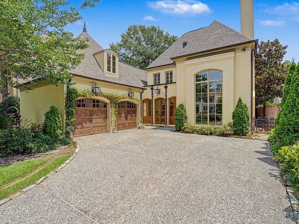 210 LOMBARDY RD, Memphis, TN 38111