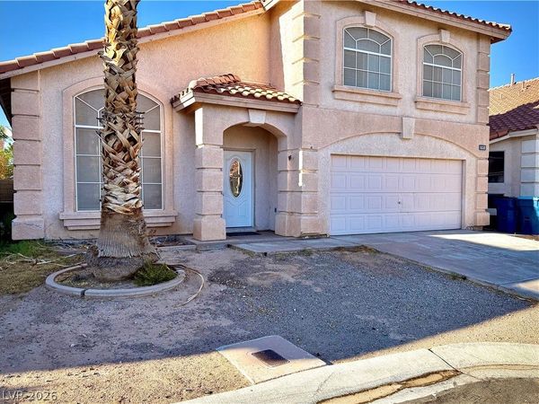 1870 Silver Bough Court, Las Vegas, NV 89183