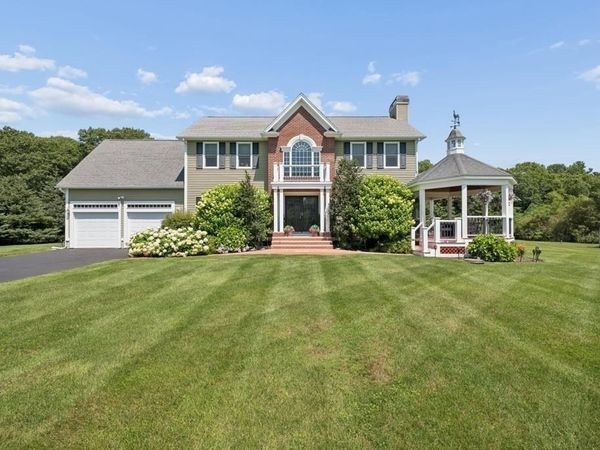 15 Key West Boulevard, Rehoboth, MA 02769