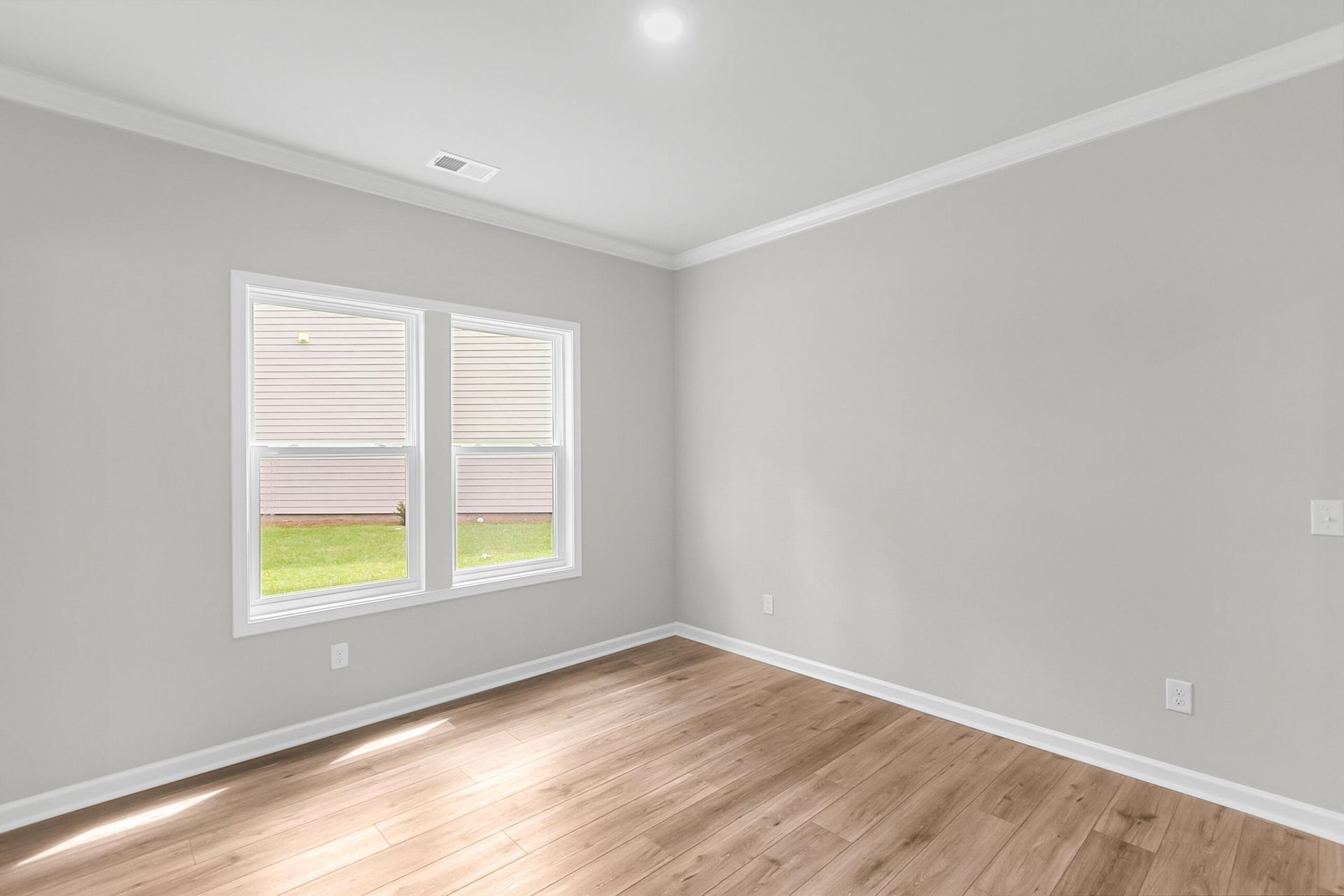 115 Old Creek Court Photo 13