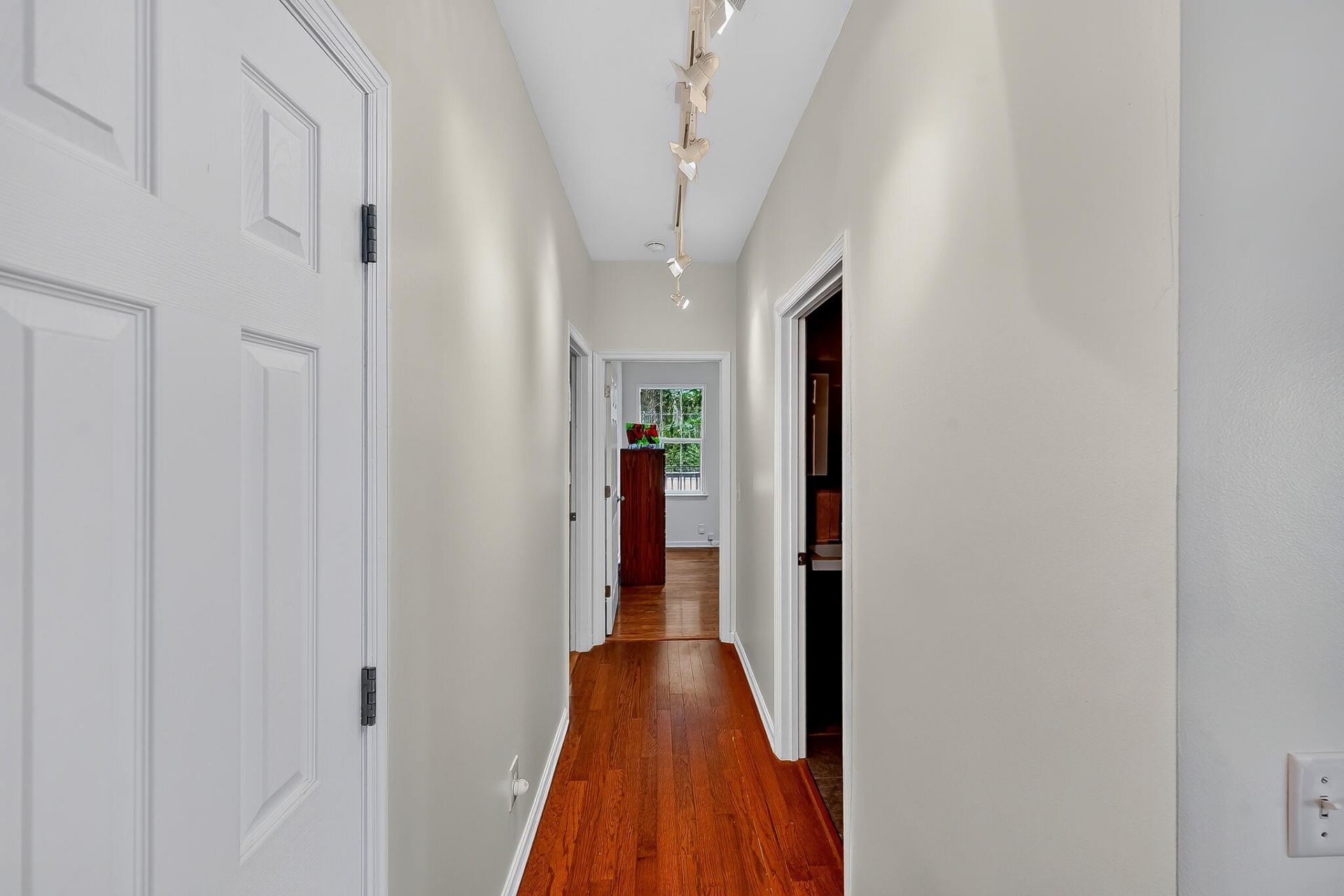 1515 Royal Colony Road Photo 31