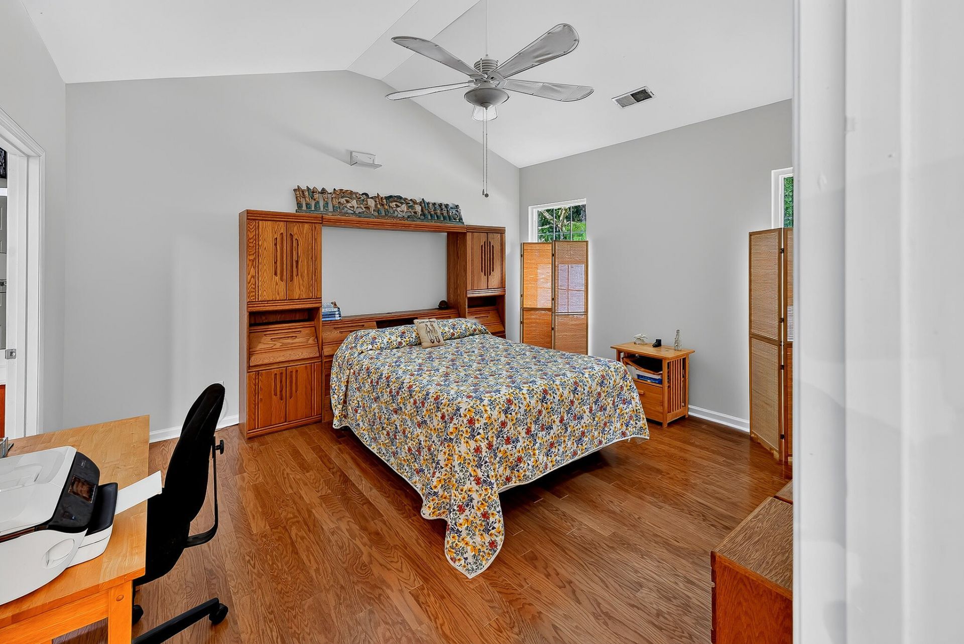 1515 Royal Colony Road Photo 32