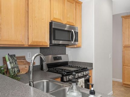 1102 Ferry Cir, Folsom, CA 95630 Photo