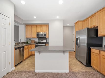 1102 Ferry Cir, Folsom, CA 95630 Photo