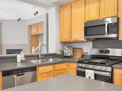 1102 Ferry Cir, Folsom, CA 95630 Photo