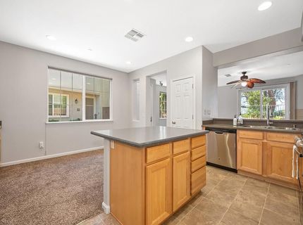 1102 Ferry Cir, Folsom, CA 95630 Photo