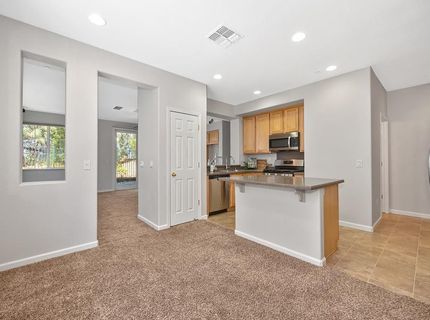 1102 Ferry Cir, Folsom, CA 95630 Photo