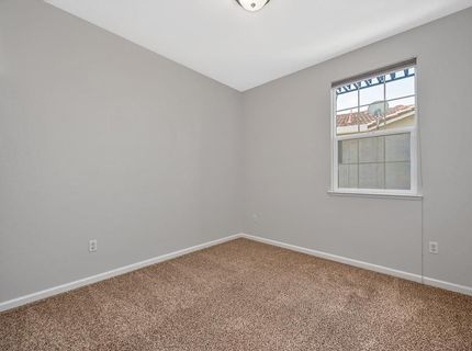 1102 Ferry Cir, Folsom, CA 95630 Photo