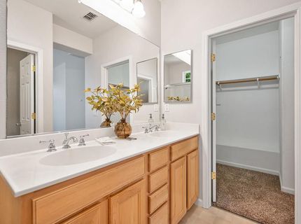 1102 Ferry Cir, Folsom, CA 95630 Photo