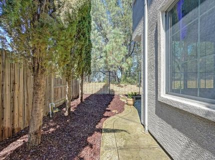 1102 Ferry Cir, Folsom, CA 95630 Photo