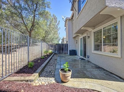 1102 Ferry Cir, Folsom, CA 95630 Photo