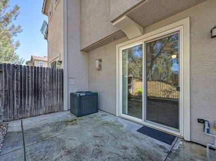 1102 Ferry Cir, Folsom, CA 95630 Photo