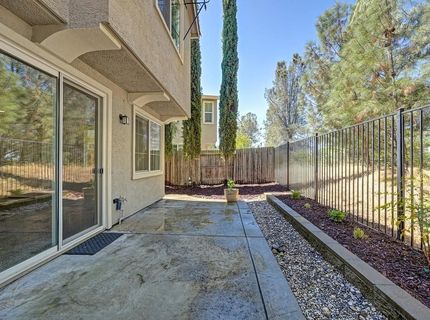 1102 Ferry Cir, Folsom, CA 95630 Photo