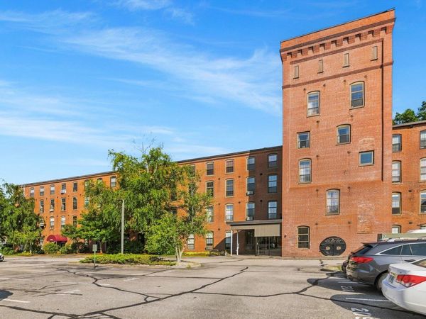 156 Front Street, Unit 217, Exeter, NH 03833