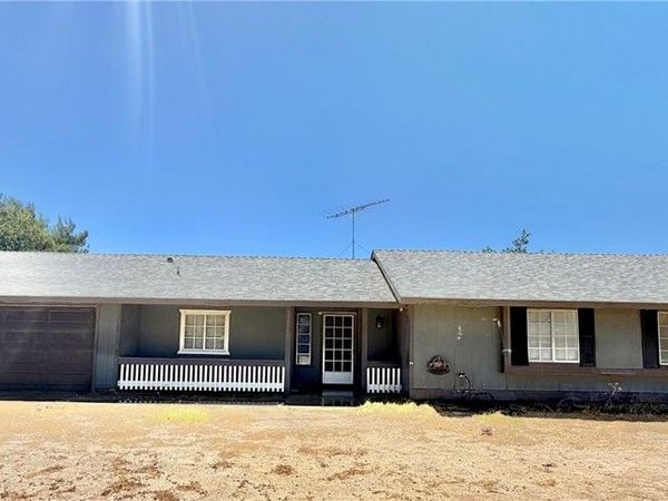 39355 169th E, Lake Los Angeles, CA 93591