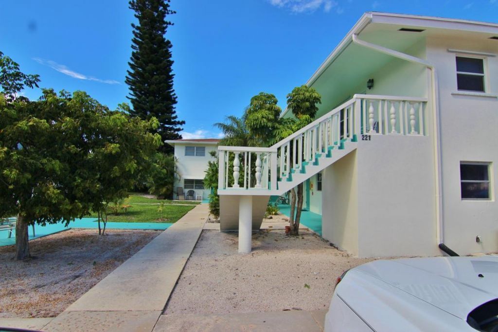 221 SE 3rd Avenue, Unit 6, Boynton Beach, FL 33435 Photo