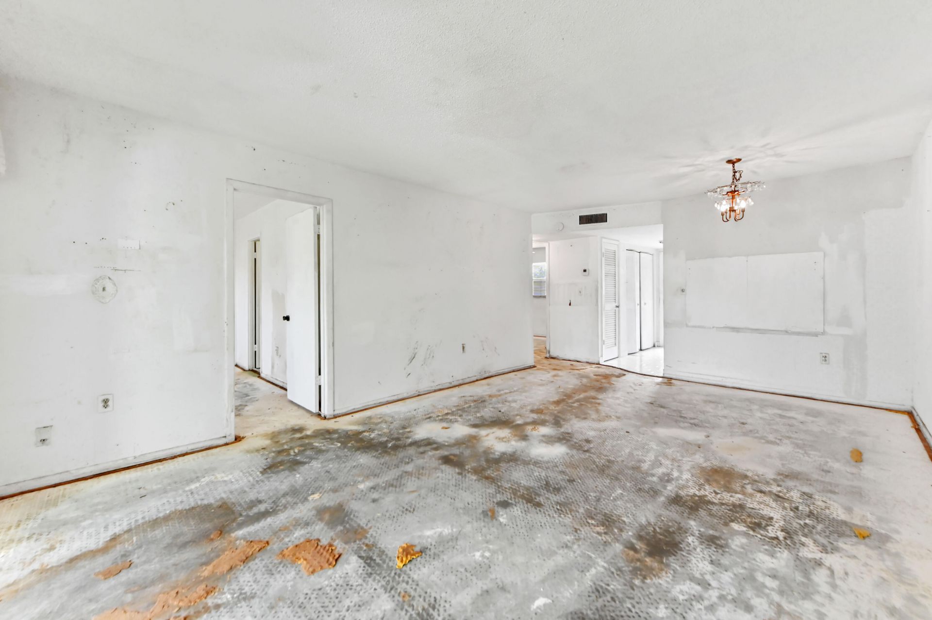 3091 E Sunrise Lakes Drive, Unit 302, Sunrise, FL 33322 Photo