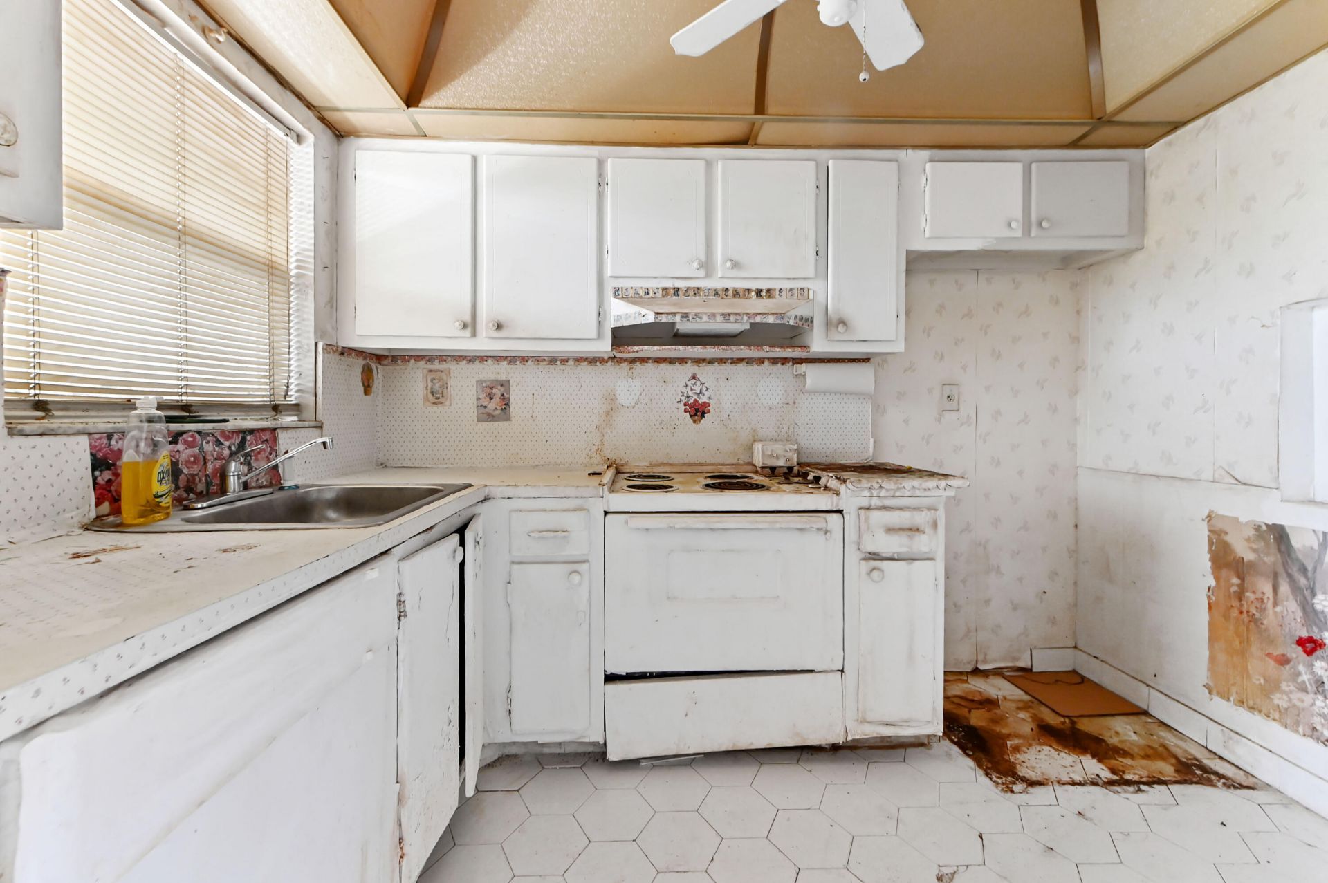 3091 E Sunrise Lakes Drive, Unit 302, Sunrise, FL 33322 Photo