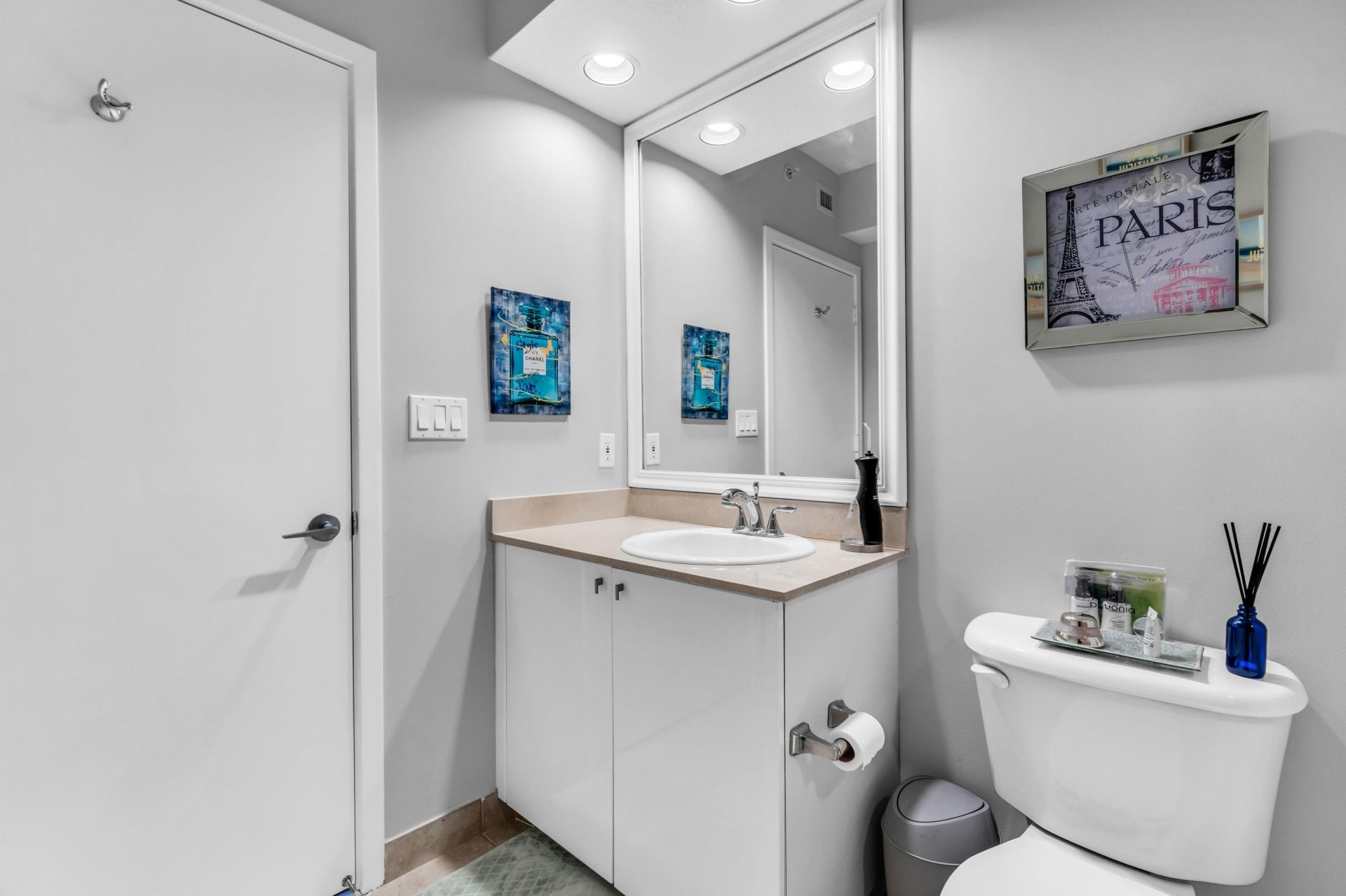 1551 N Flagler Drive, Unit 817, West Palm Beach, FL 33401 Photo